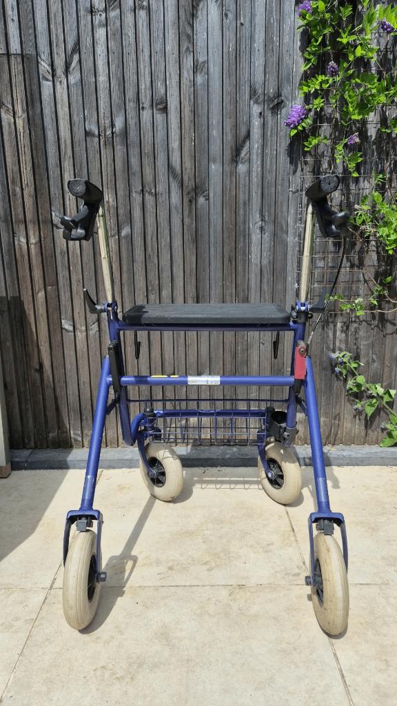Rollator, Ophalen, Opvouwbaar, Gebruikt