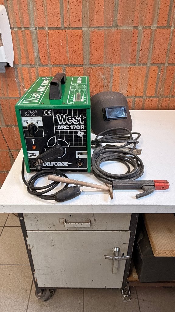 Lastoestel 170A, Ophalen, Gebruikt, Minder dan 150 ampère, Elektroden