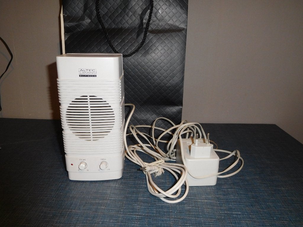 luidsspreker COMPUTER, Ophalen