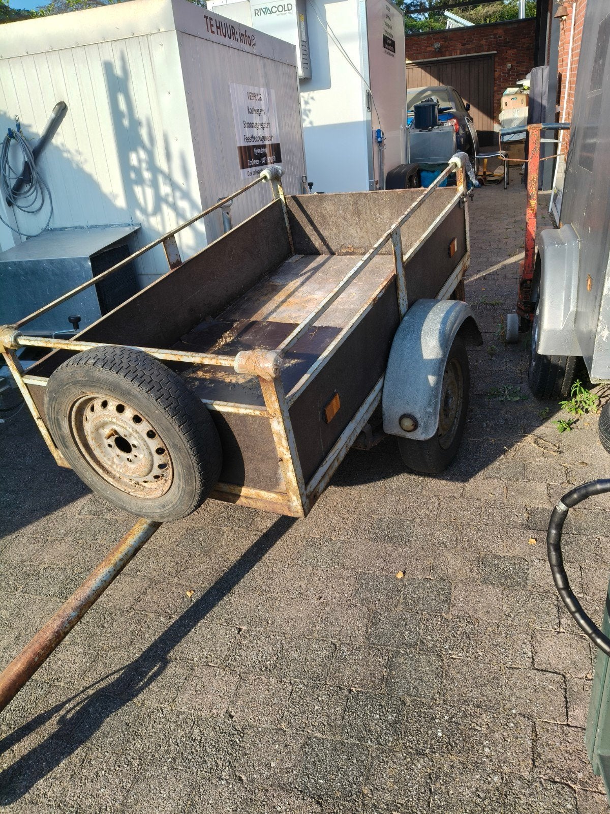Remork 185cm op 100cm+betonplex platen voor vernieuwing, Auto diversen, Aanhangers en Bagagewagens, Ophalen, Gebruikt