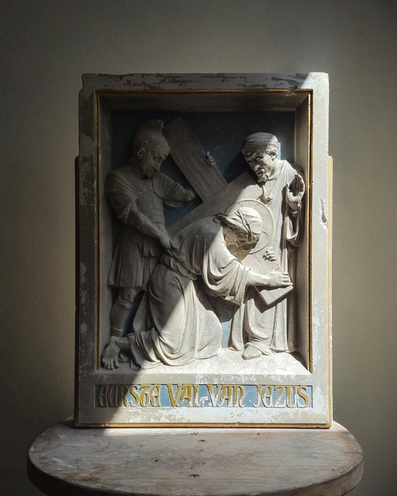 Antiek Beeld Bas-reliëf - Eerste Val van Christus (1900), Antiek en Kunst, Ophalen