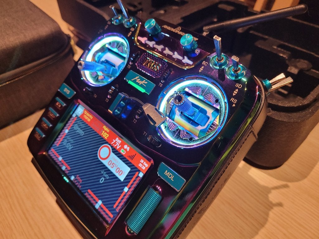 RadioMaster TX16S MKII MAX Pro - ELRS - MCK Edition, Hobby en Vrije tijd, Ophalen of Verzenden, Zo goed als nieuw, Quadcopter of Multicopter