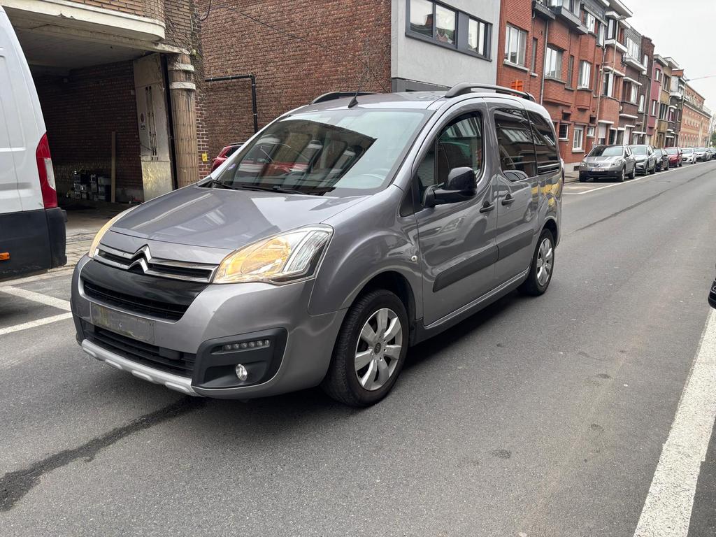 Reeds Gekeurde Citroën Berlingo Euro6b Benzine 5zit, Auto's, Euro 6, Airconditioning, Berlingo, Bedrijf