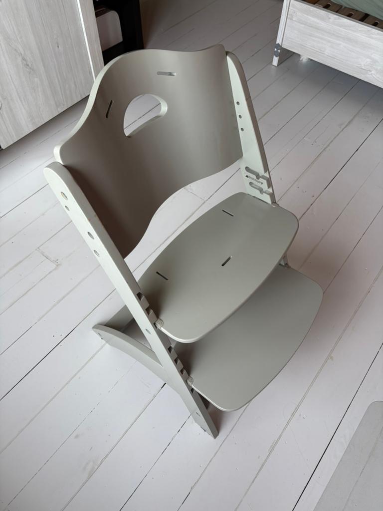 childhome meegroei kinderstoel en alle accessoires, Ophalen, Gebruikt