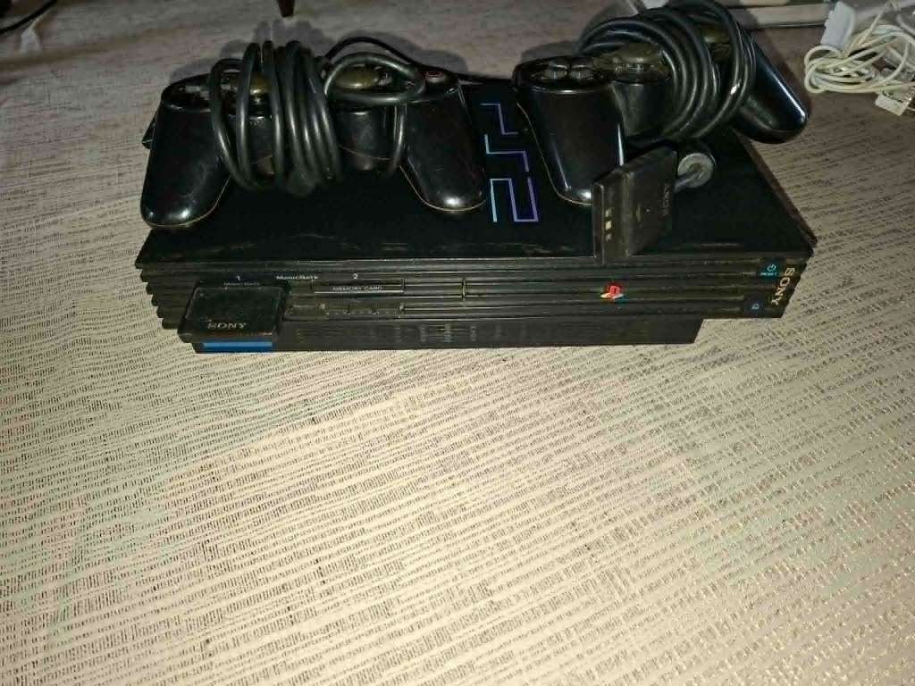 Ps2 Phat, Games en Spelcomputers, Spelcomputers | Sony PlayStation 2, Gebruikt, Met 2 controllers, Ophalen of Verzenden, Phat