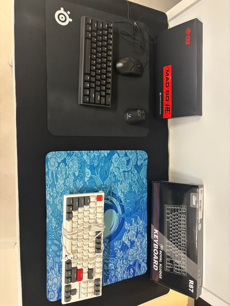 Bundel PC accessoires, Computers en Software, Desktop Pc's, Zo goed als nieuw, Ophalen