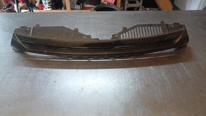 Calandre d'un Volkswagen Scirocco (L041), Autos : Pièces & Accessoires, Carrosserie & Tôlerie, Volkswagen, Utilisé, 3 mois de garantie