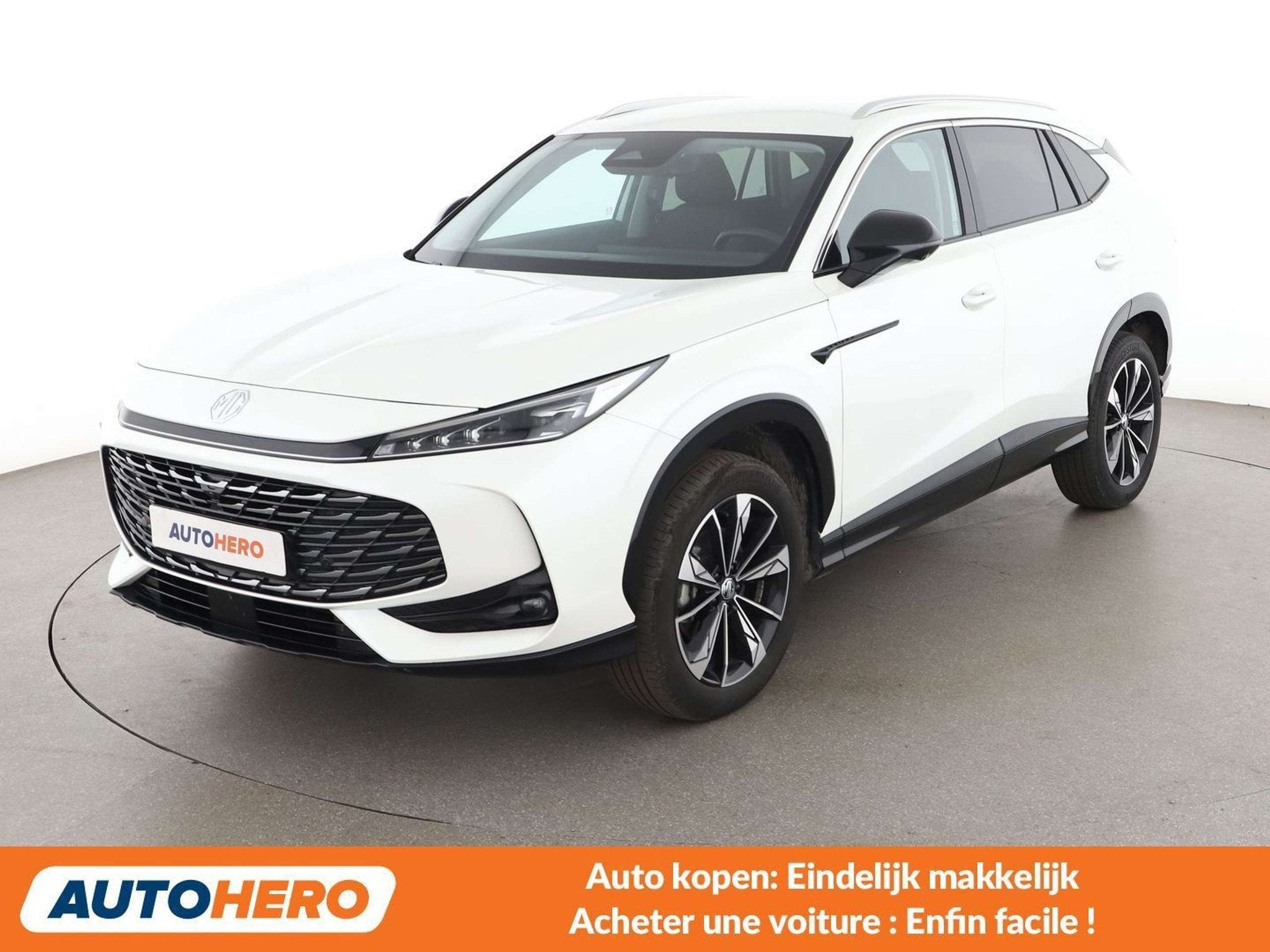 MG HS 1.5 T-GDI Comfort (bj 2025, automaat), Gebruikt, https://public.car-pass.be/vhr/7ca6612b-a750-4294-9101-bf75698c8a12, Wit