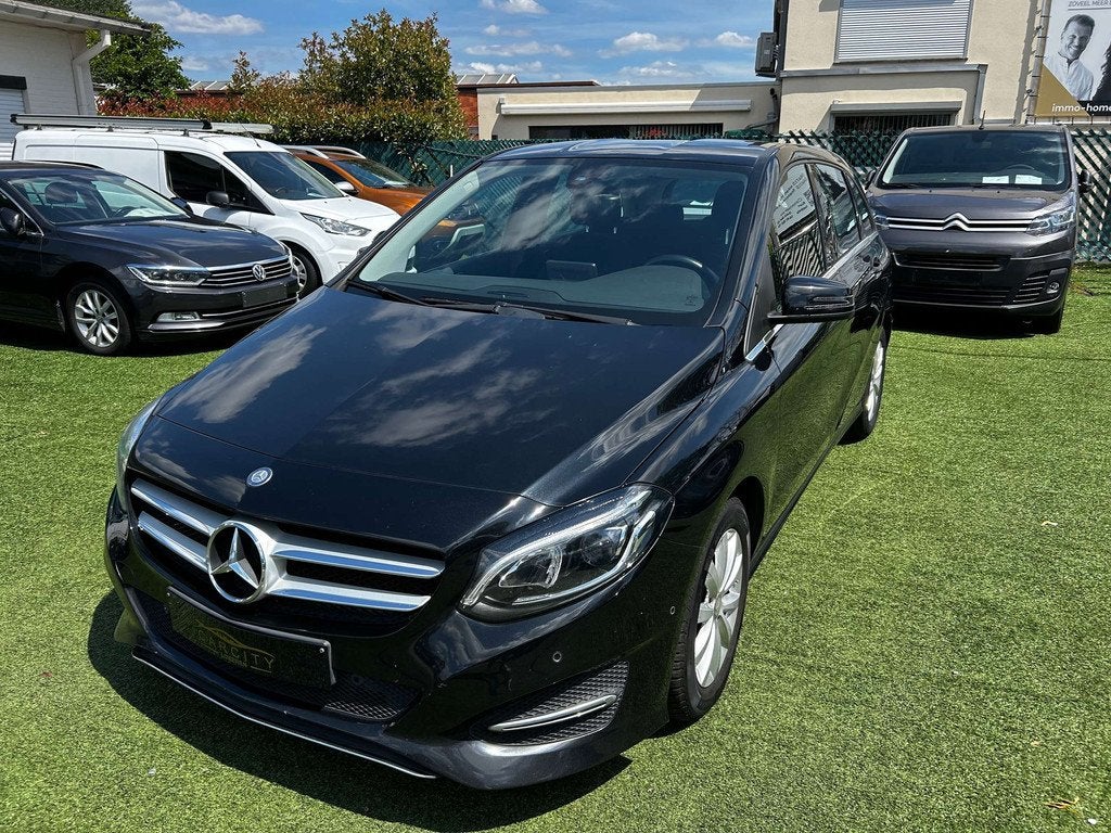 Mercedes-Benz B-Klasse 180 °LED°GPS°A/C°BLEUTHOOTH, Autos, Cruise Control, Achat, Euro 6, Entreprise