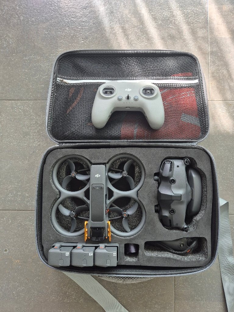 DJI Avata 2 Fly More Combo - 3 Battery pack + FPV Remote 3, TV, Hi-fi & Vidéo, Drones, Enlèvement ou Envoi, Moins de 250 g, Qualité supérieure