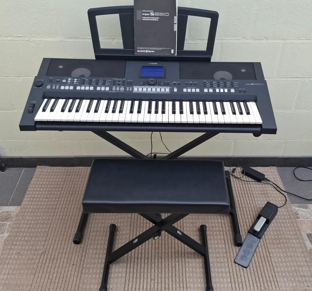 synthesiser TE KOOP, Musique & Instruments, 61 touches, Avec pied, Yamaha, Enlèvement