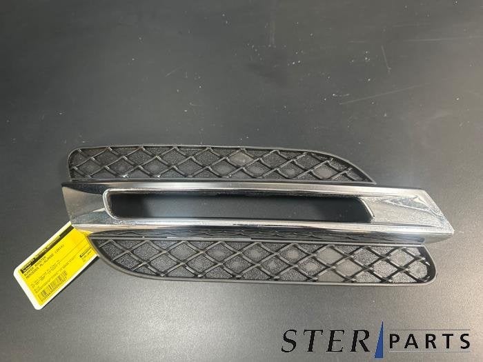 Bumper Rooster van een Mercedes ML-Klasse, Auto-onderdelen, Gebruikt, -, Ophalen of Verzenden, Bumper