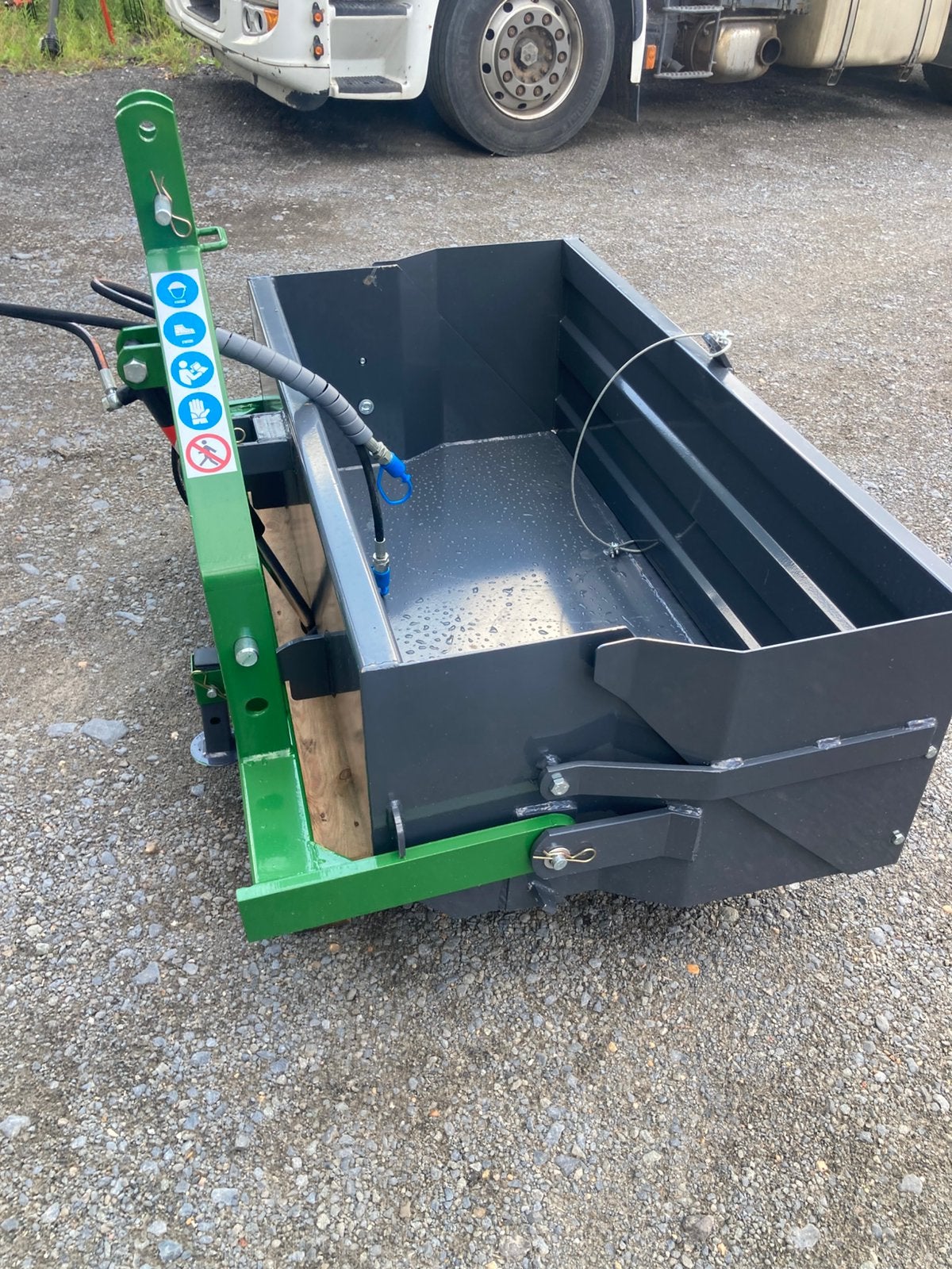 Godet hydraulique Kraffter 140 avec valve, Enlèvement, Neuf, Autres matériaux, Autres types