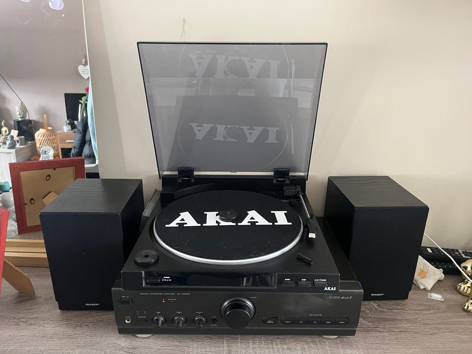 Tourne-disque Akai + amplificateur + 2 haut-parleurs, Enlèvement, Neuf, Platine, Autres marques