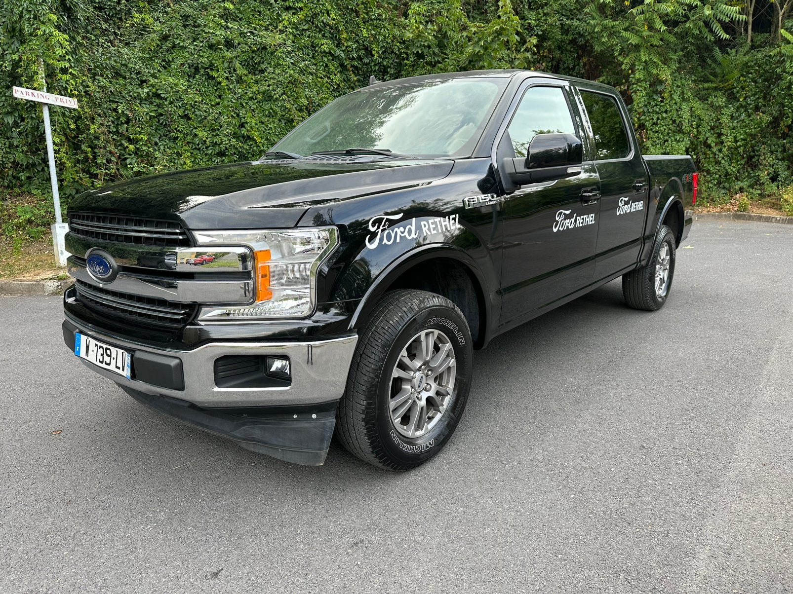PICK-UP Ford F150 V8 5.0 400CH SUPERCAB LARIAT 2020 12000KMS, Auto's, Automaat, 4 deurs, 5000 cc, Zwart