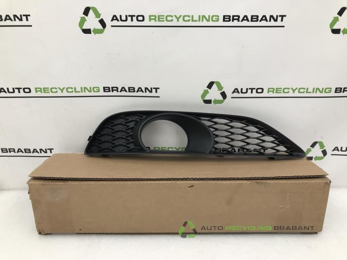Pare-chocs grille d'un Audi Q7, -, 3 mois de garantie, Utilisé, -