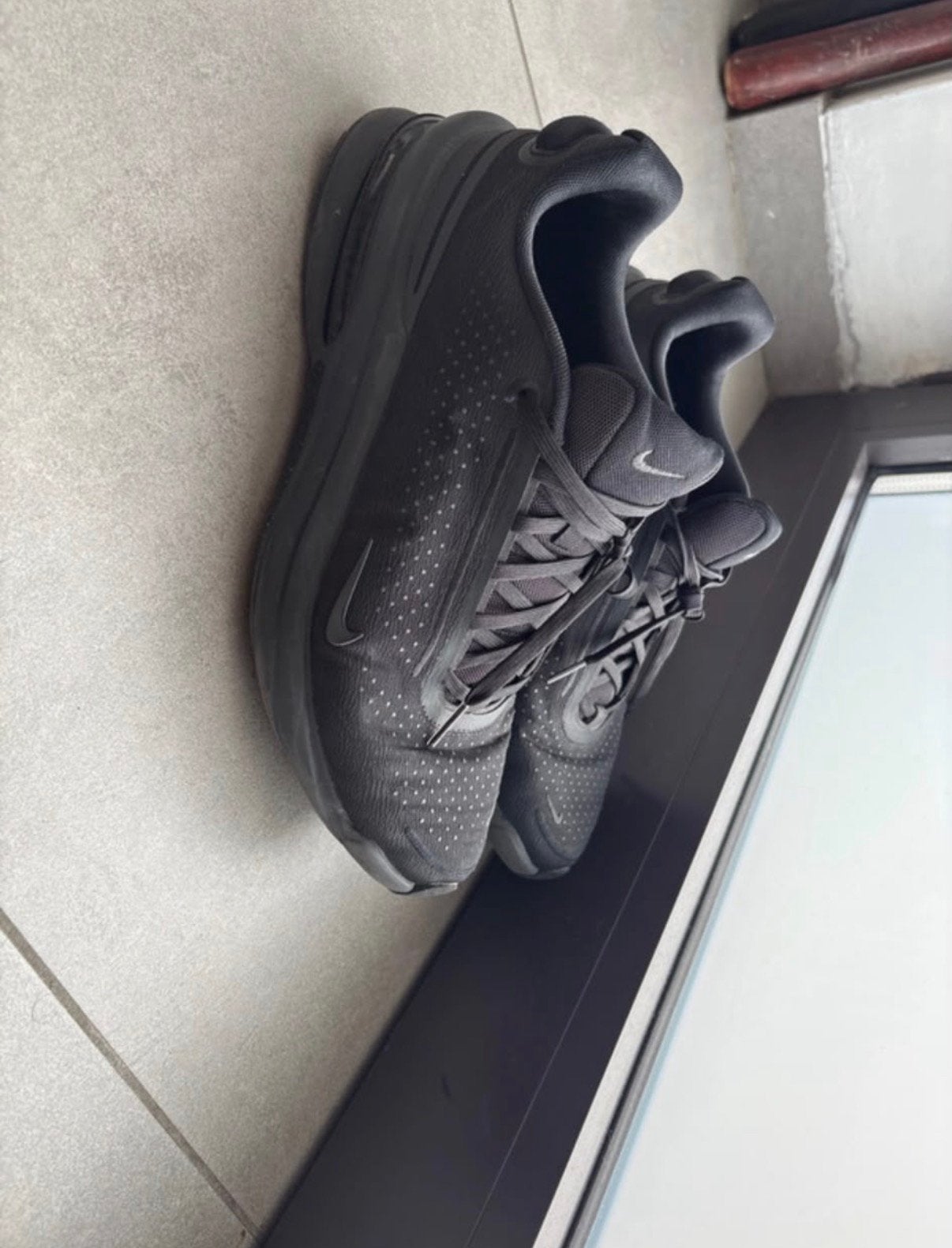 Zwarte nike schoenen, Ophalen of Verzenden, Zo goed als nieuw, Zwart