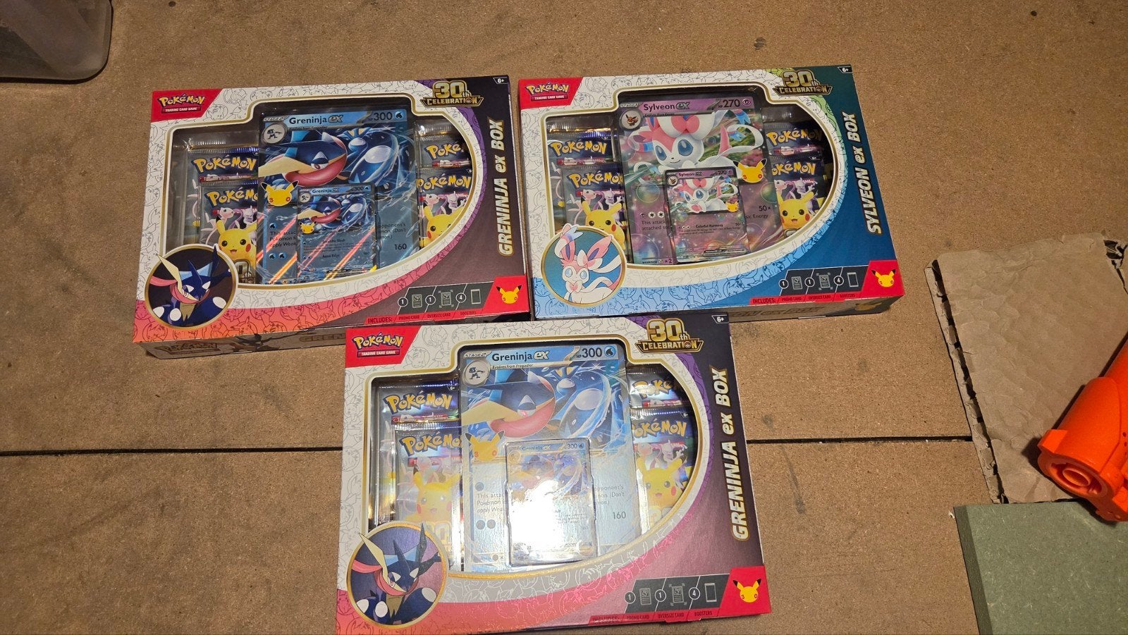 greninja ex en sylveon ex box 30th celebration Pokemon, Enlèvement