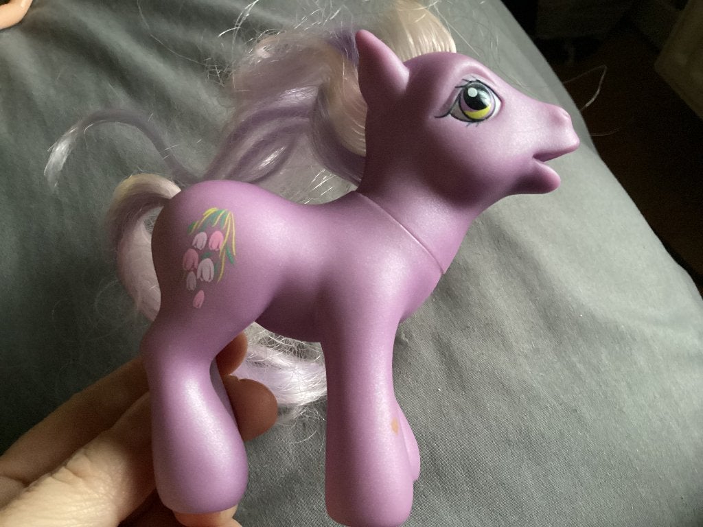 My Little Pony Generation 3 (G3) pony genaamd Wysteria II, Kinderen en Baby's, Ophalen of Verzenden, Gebruikt