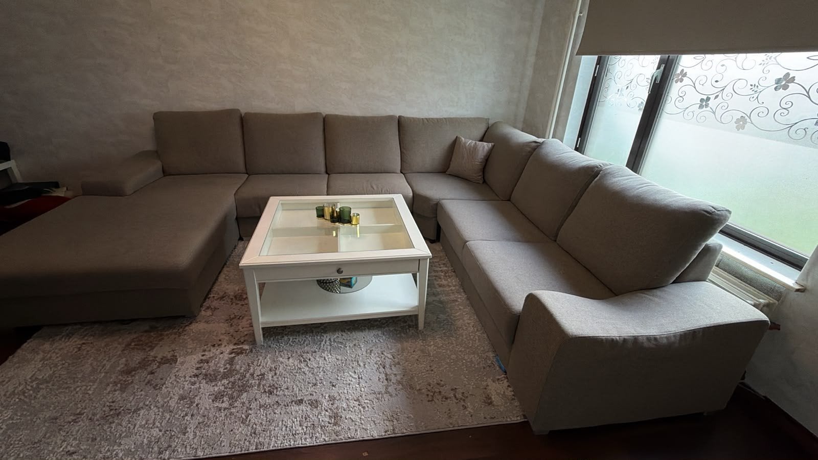Chaise d'angle moderne en U taupe — 800€, Enlèvement, Neuf, Tissus, Modern