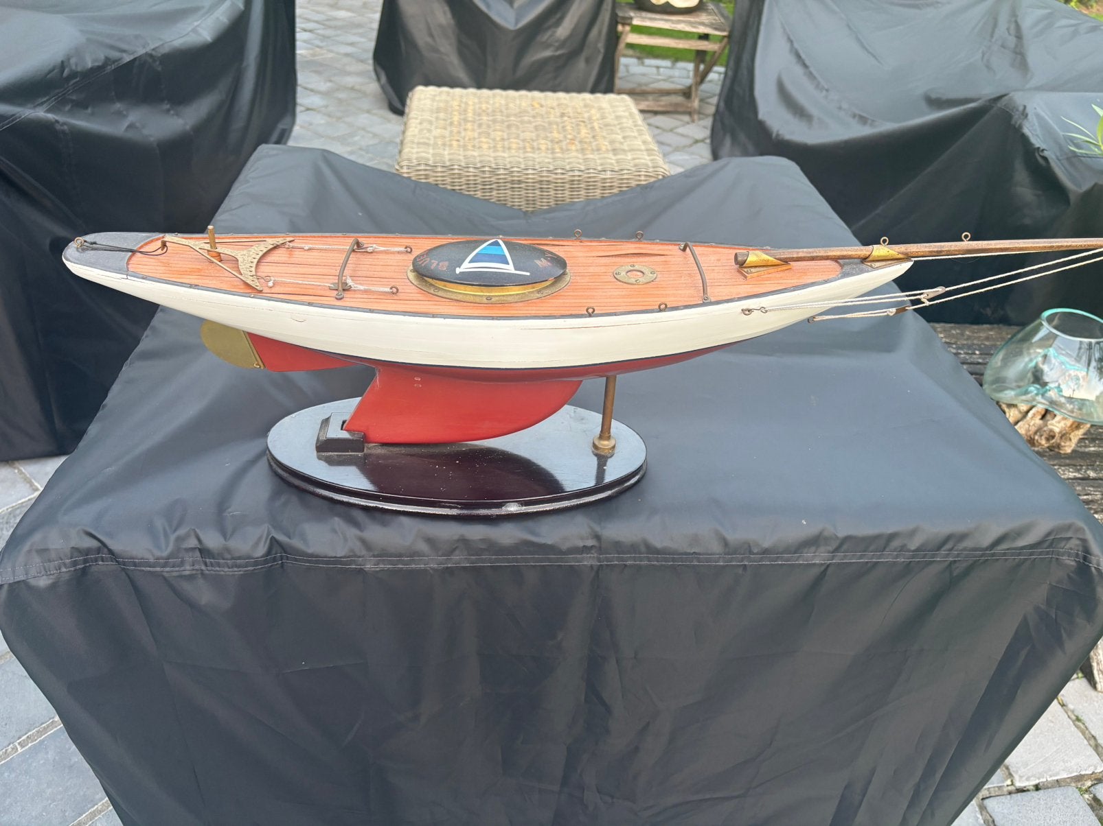 Bateau modélisme, Enlèvement