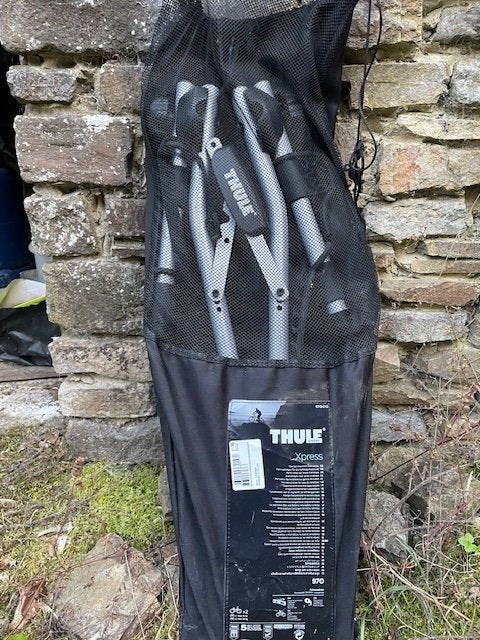 Porté-vélos Thule pour attache remorque - 2 vélos, Vélos & Vélomoteurs, Accessoires vélo | Porte-vélos, Enlèvement, Comme neuf