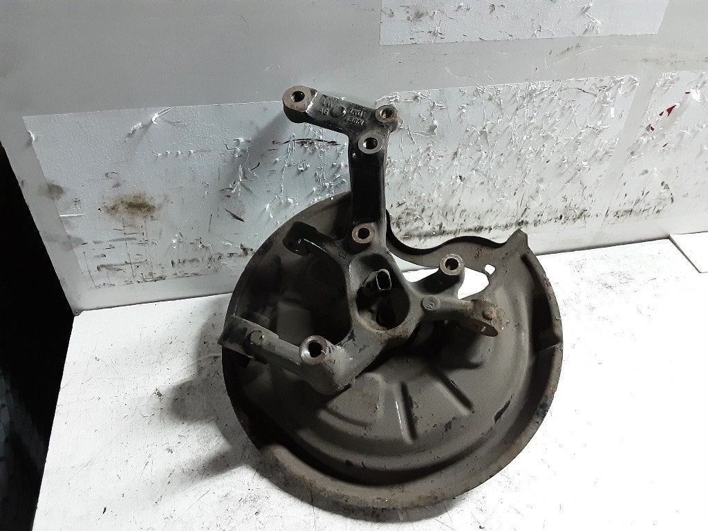 WIELNAAF RECHTS ACHTER Volkswagen Golf V (1K1) (1KO436N), Gebruikt, Volkswagen, Mevr. I. Hauben, Rue de l'Espoir 34 34
4030  GRIVEGNÉE, BE