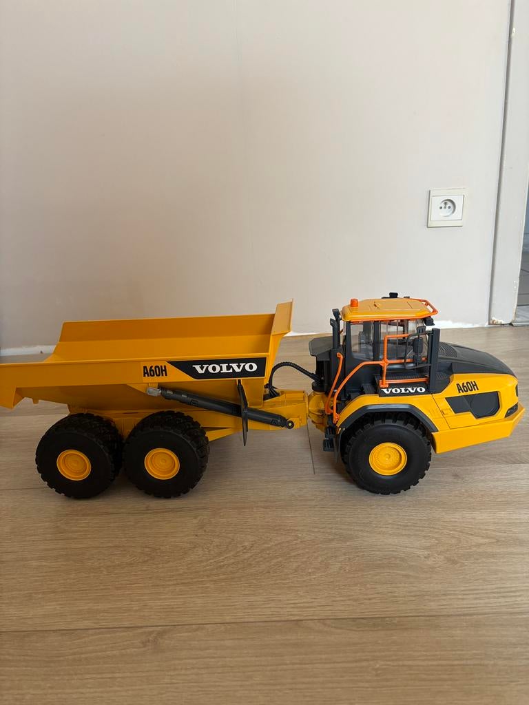 Bruder Volvo A60H, Enlèvement, Neuf, Bus ou Camion, Autres marques