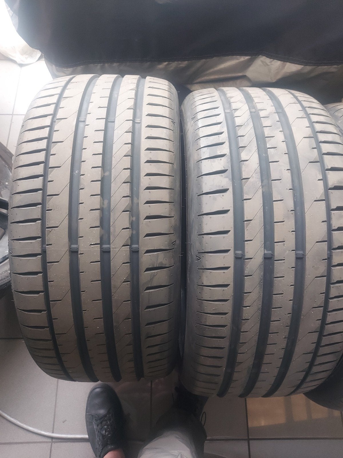 21 inch banden 335/30/21*285/35/21 zomerbanden, 21 inch, Zomerbanden, Band(en)