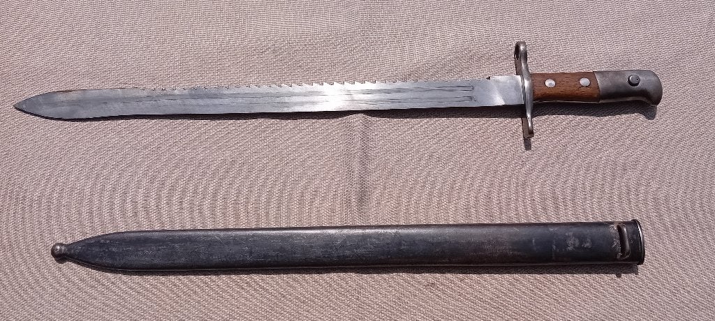 Grote Zwitserse zaagtand bajonet, Verzamelen, Ophalen of Verzenden, Landmacht, Mes of Dolk