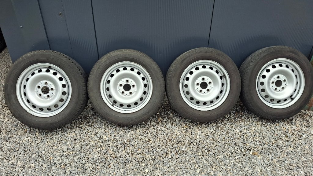 Ensemble de 4 jantes acier avec pneus été pour Mercedes Vito, Pneus et Jantes, 16 pouces, Pneus été, Véhicule utilitaire