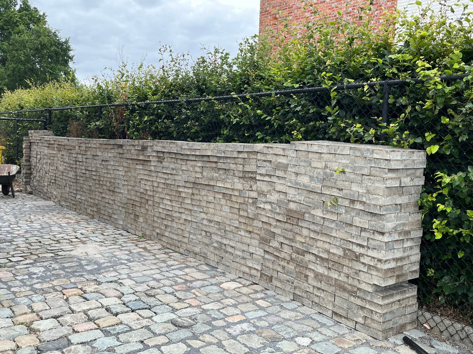 +/-100 m2 grijze klinkers gratis, Tuin en Terras, Ophalen, Gebruikt, 10 m² of meer, Klinkers