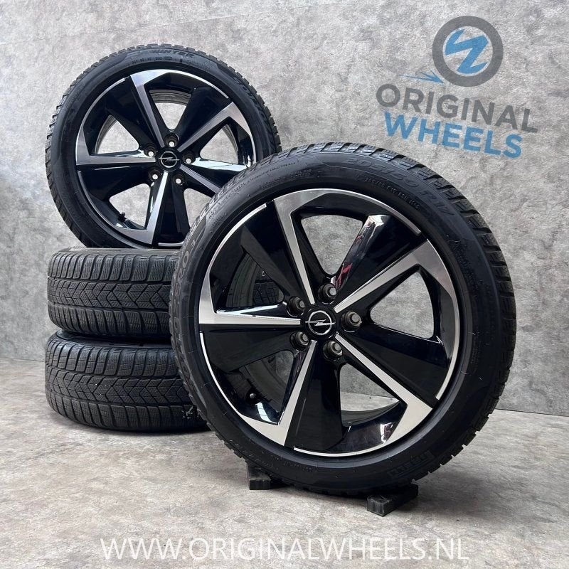 17 inch originele velgen + winterbanden Opel Astra L  984706, Auto-onderdelen, Gebruikt, -, -, Banden en Velgen