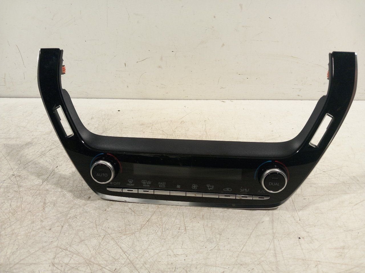 Bedieningspaneel kachel Suzuki Swace, Onderdelen@venauto.nl, Van der Ven Autorecycling B.V., Gebruikt, Ettenseweg 76, 4706 PB Roosendaal, The Netherlands