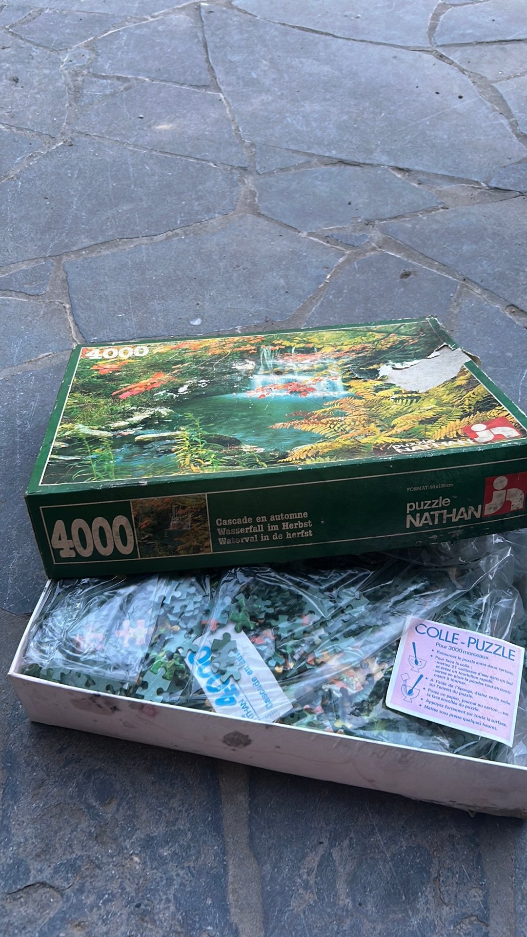 Puzzel 4000 st - Waterval in de herfst, Hobby en Vrije tijd, Ophalen, Meer dan 1500 stukjes, Gebruikt, Legpuzzel