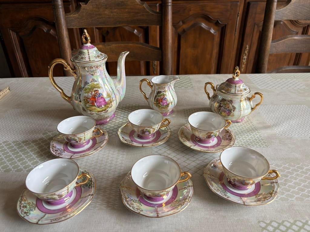 Antiek servies van Bavaria, Ophalen