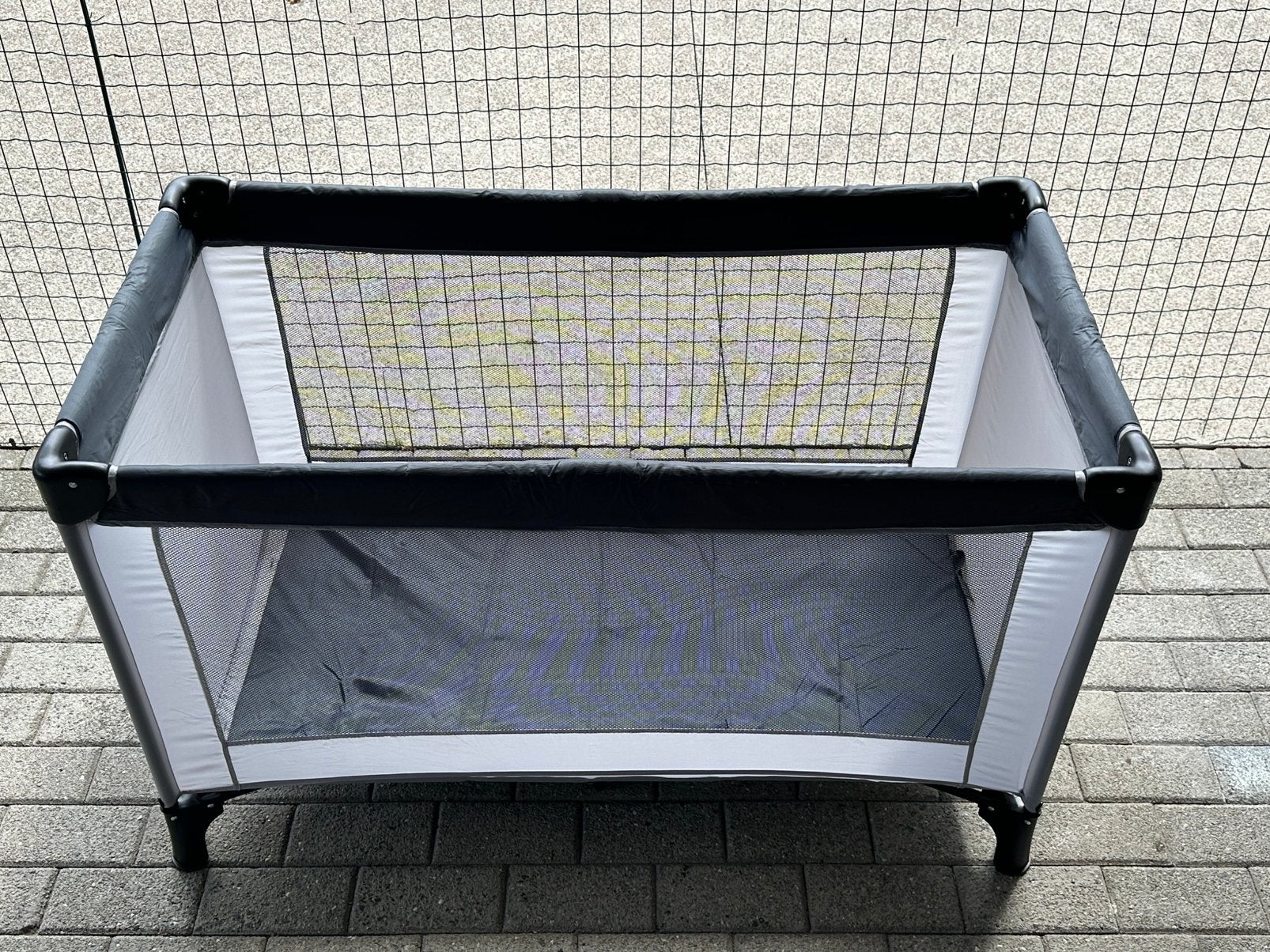 Reisbedje + matras, Ophalen, Gebruikt, Reisbedje