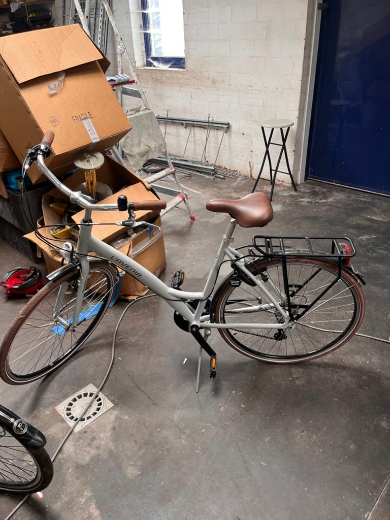 velo ville, Vélos & Vélomoteurs, Vélos | Vélos avec bac, Comme neuf, Enlèvement ou Envoi
