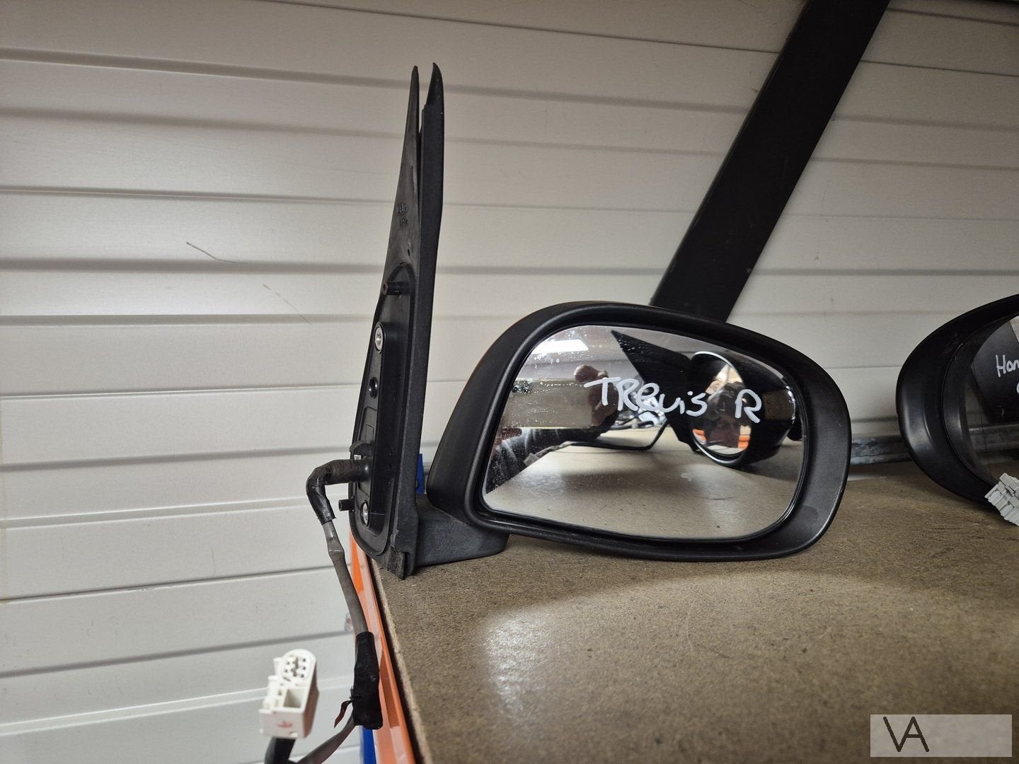 Daihatsu Trevis 2005 - 2010 spiegel rechts ORANJE 75 euro, Daihatsu, -, Utilisé, -