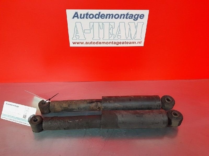 SCHOKBREKER SET Mercedes-Benz Vito (639.6) (01-2003/08-2014), Gebruikt, Mercedes-Benz, Dialog.mb@mercedes-benz.com, Mercedes-Benz AG