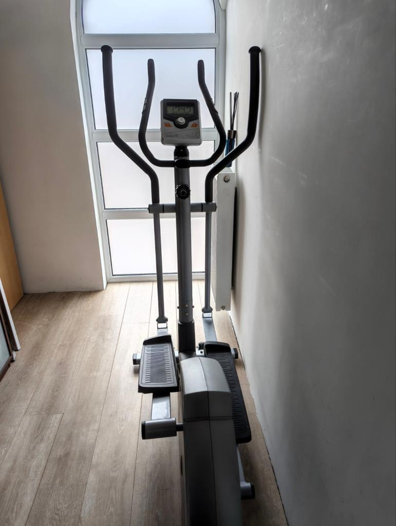 Sport crosstrainer