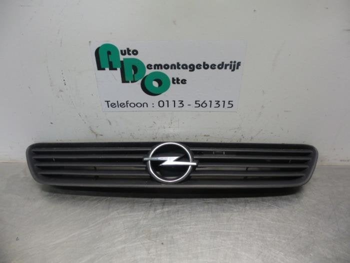 Grille van een Opel Astra (Astra G 98-), Gebruikt, -, -, Opel