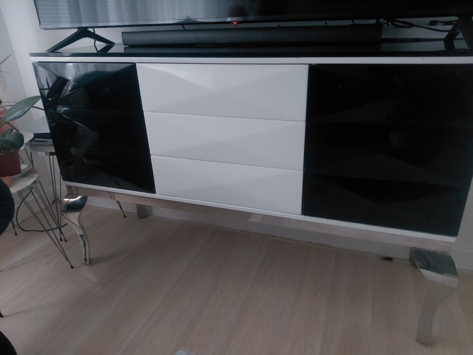 mooi kast wit zwart, Huis en Inrichting, Gebruikt, 100 tot 150 cm, 75 cm of meer, 100 tot 150 cm
