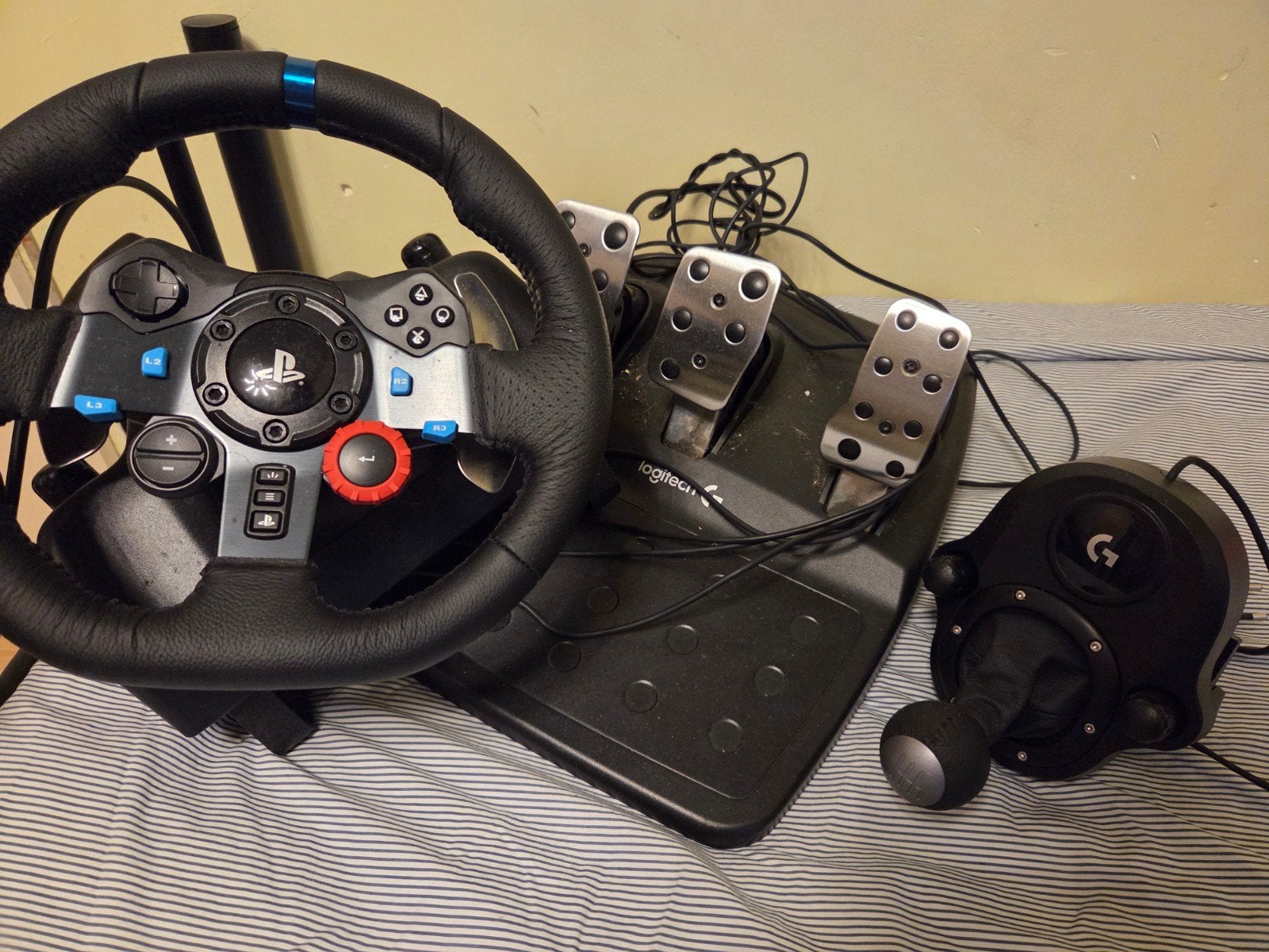 Logitech G29 met schakelaar, Games en Spelcomputers, Spelcomputers | Sony Consoles | Accessoires, Ophalen, Gebruikt, Stuur of Pedalen