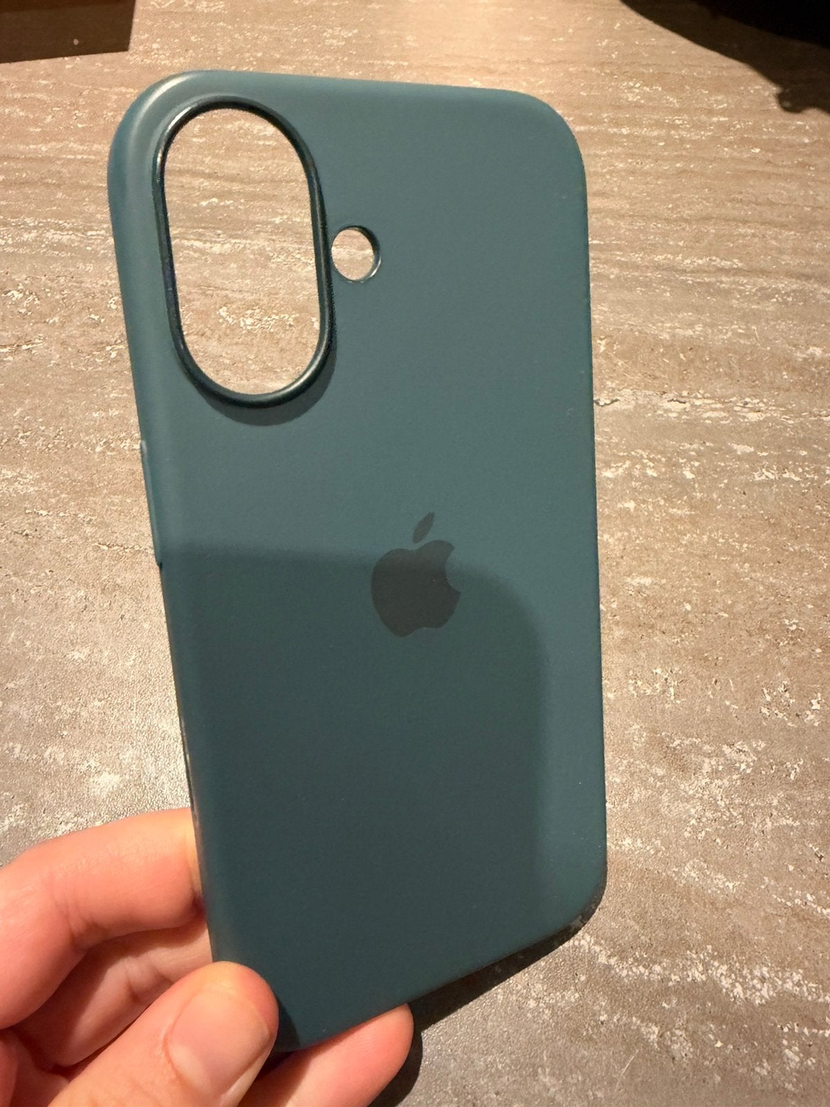 Blauwgroen hoesje iPhone 16, Telecommunicatie, MagSafe, IPhone 16, Ophalen of Verzenden, Zo goed als nieuw