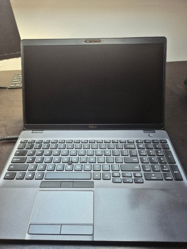 Dell 5500-laptop, Computers en Software, Gebruikt, Qwerty, Ophalen of Verzenden, Dell