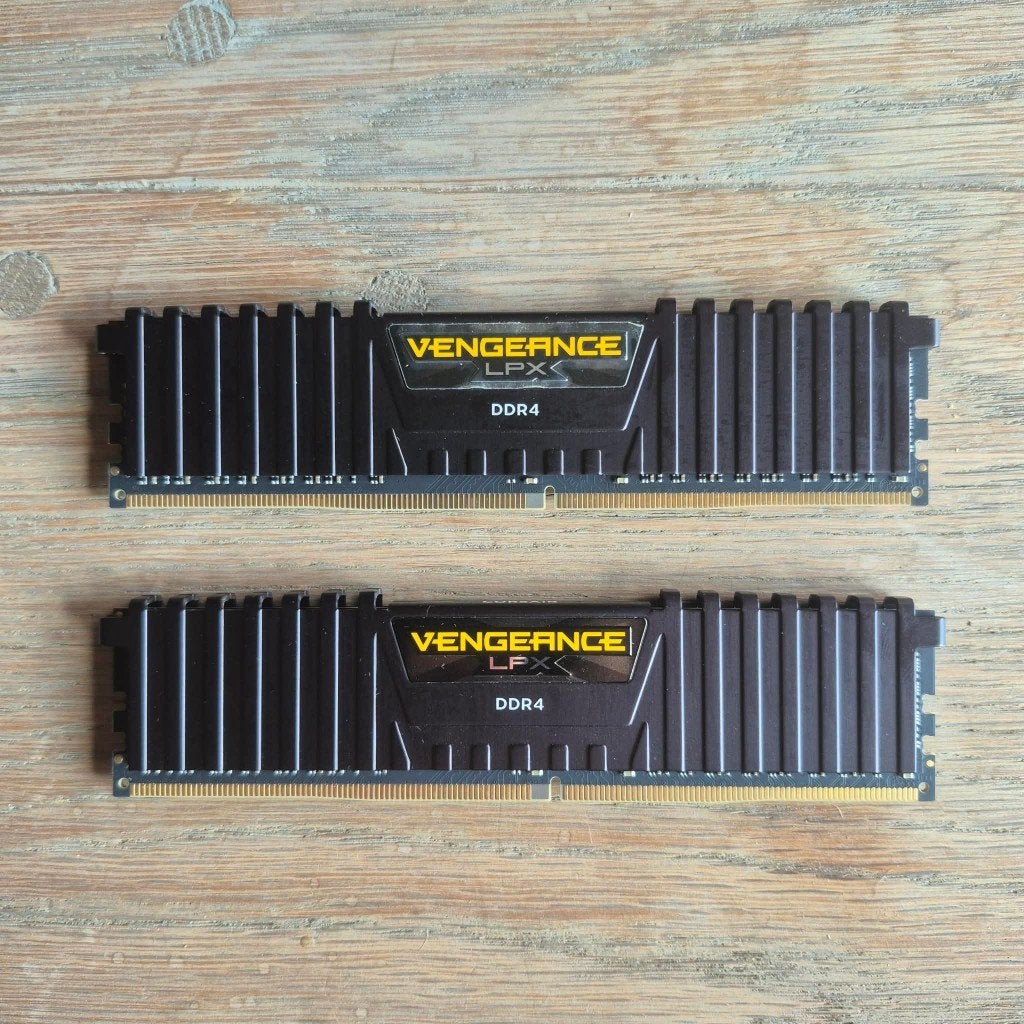 2x8GB (16GB) Corsair Vengeance DDR4-3200MHz RAM, Enlèvement ou Envoi, DDR4, Utilisé, Desktop