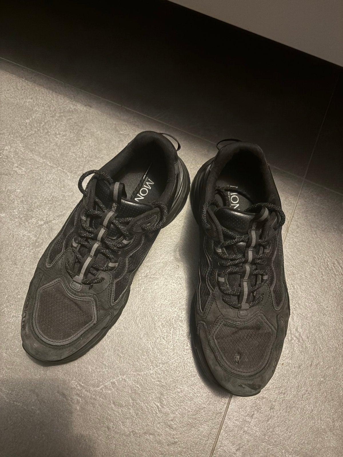 Moncler schoenen maat 42, Kleding | Heren, Ophalen, Zwart, Zo goed als nieuw, Sneakers