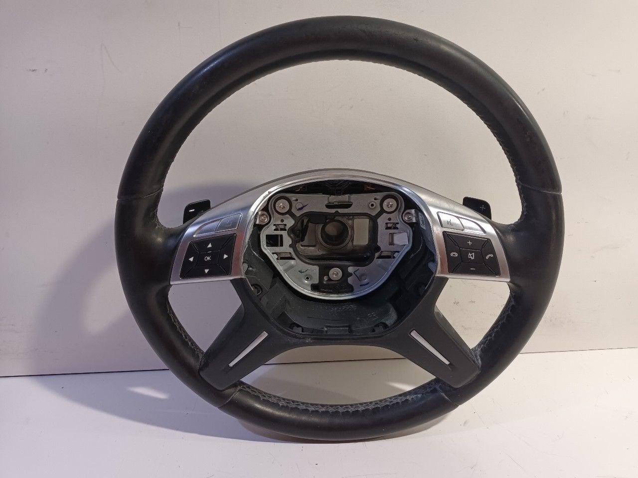 Stuur Mercedes-Benz ML-Klasse, Onderdelen@venauto.nl, Van der Ven Autorecycling B.V., Gebruikt, Ettenseweg 76, 4706 PB Roosendaal, The Netherlands