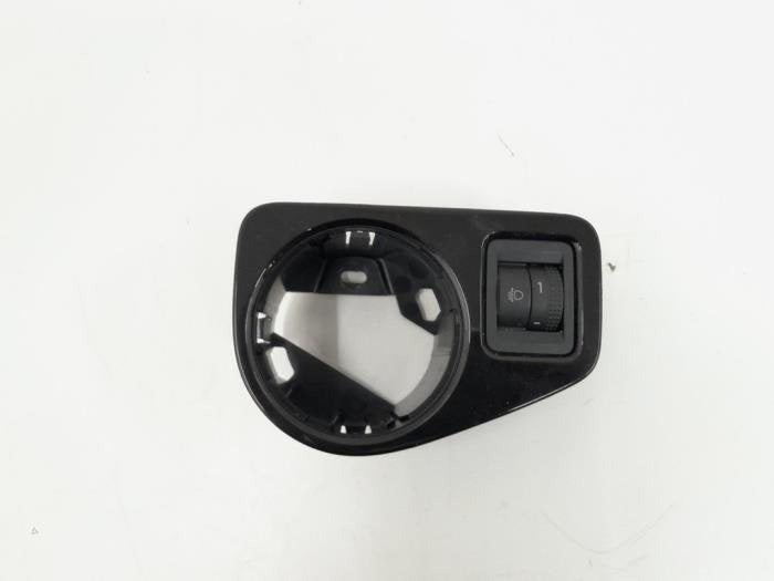 Dashboard deel van een Volkswagen Golf, Gebruikt, -, Volkswagen, -